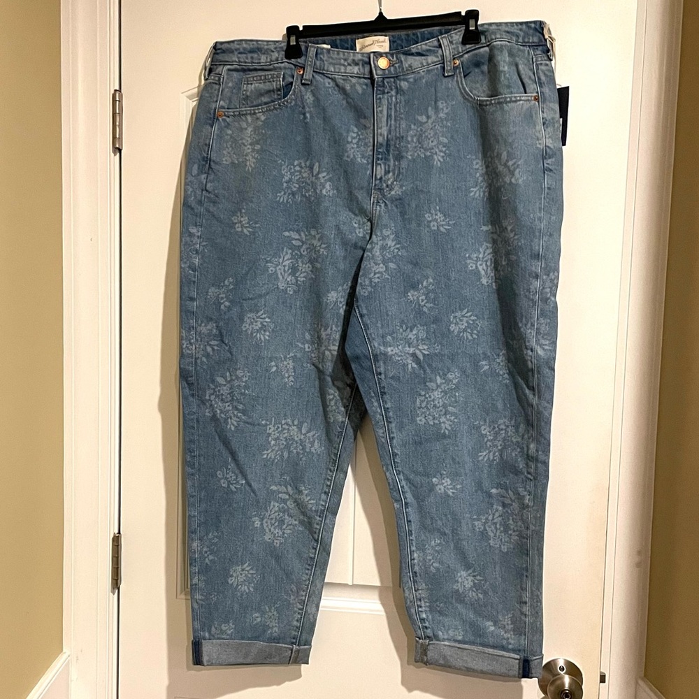 Universal Thread Jeans